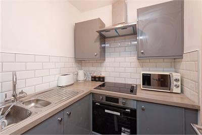 2A Sword Street, Airdrie, ML6 0BU - image 7