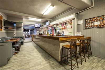 The Waverley Bar & Pickled Orange, 78 High Street, Hawick, TD9 9HR - image 2