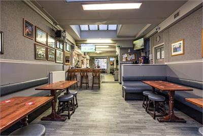 The Waverley Bar & Pickled Orange, 78 High Street, Hawick, TD9 9HR - image 9