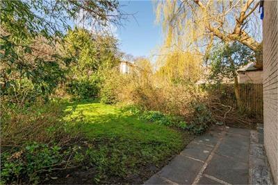 18A Queen's Crescent, Newington, Edinburgh, EH9 2BB - image 23