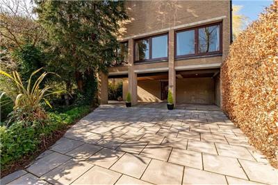 18A Queen's Crescent, Newington, Edinburgh, EH9 2BB - image 25