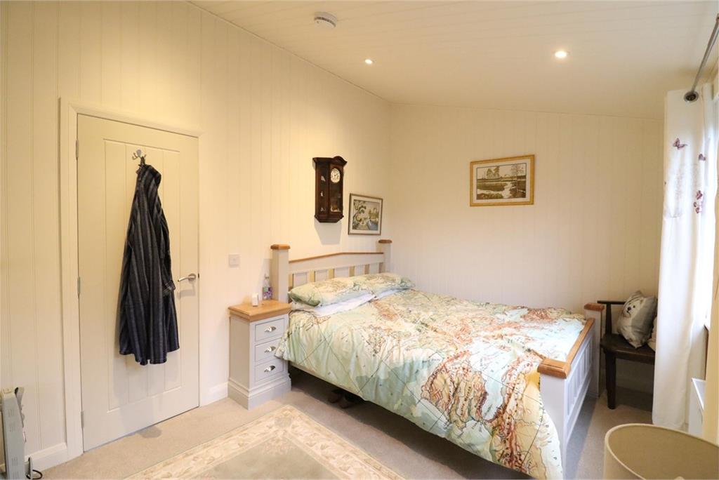 Lodge 9,
Barstobrick Ridge,
Ringford,
Castle Douglas,
DG7 2AY - image 8