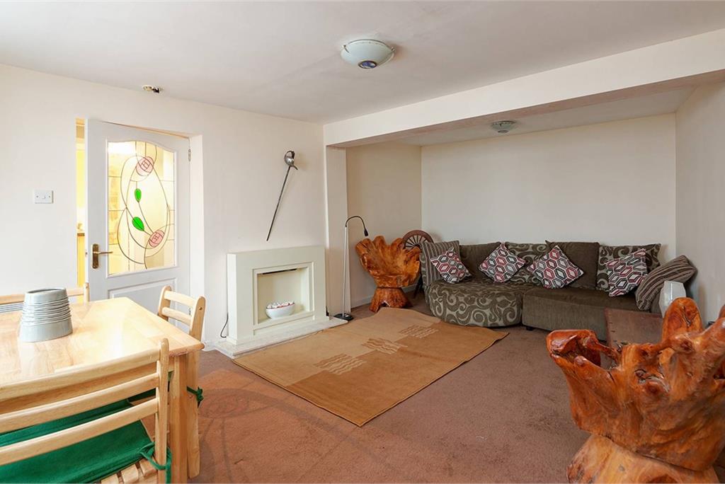 Tigh Finlaggan Shore Street, , Bowmore, PA43 7LB - image 3