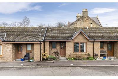 35 Carrick Gardens,
Ayr,
KA7 2RT - image 3