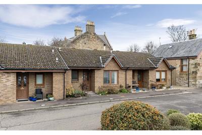 35 Carrick Gardens,
Ayr,
KA7 2RT - image 1