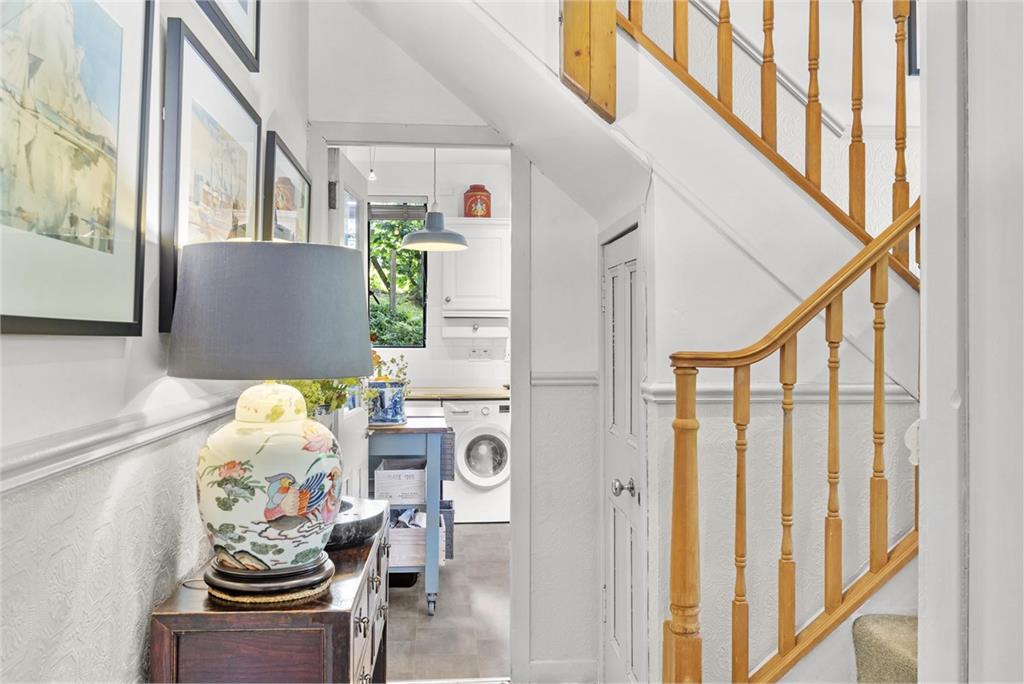 42 West Mill Road,
Edinburgh,
EH13 0NZ - image 13