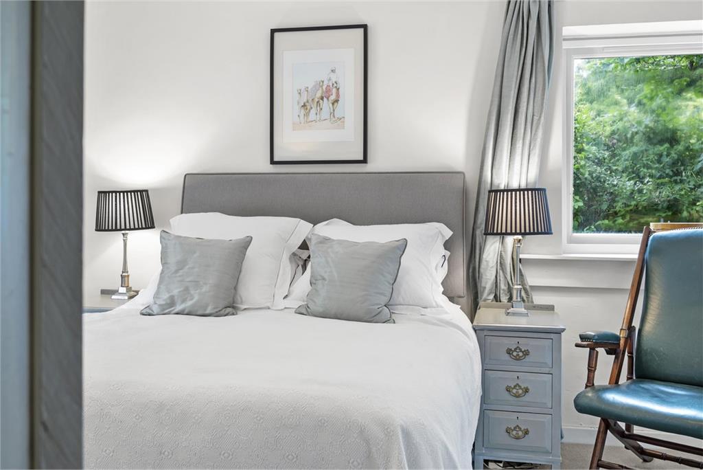42 West Mill Road,
Edinburgh,
EH13 0NZ - image 17