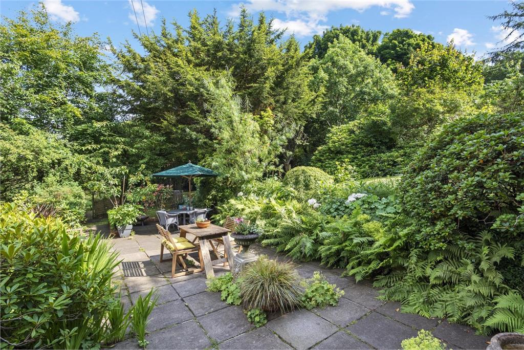 42 West Mill Road,
Edinburgh,
EH13 0NZ - image 27