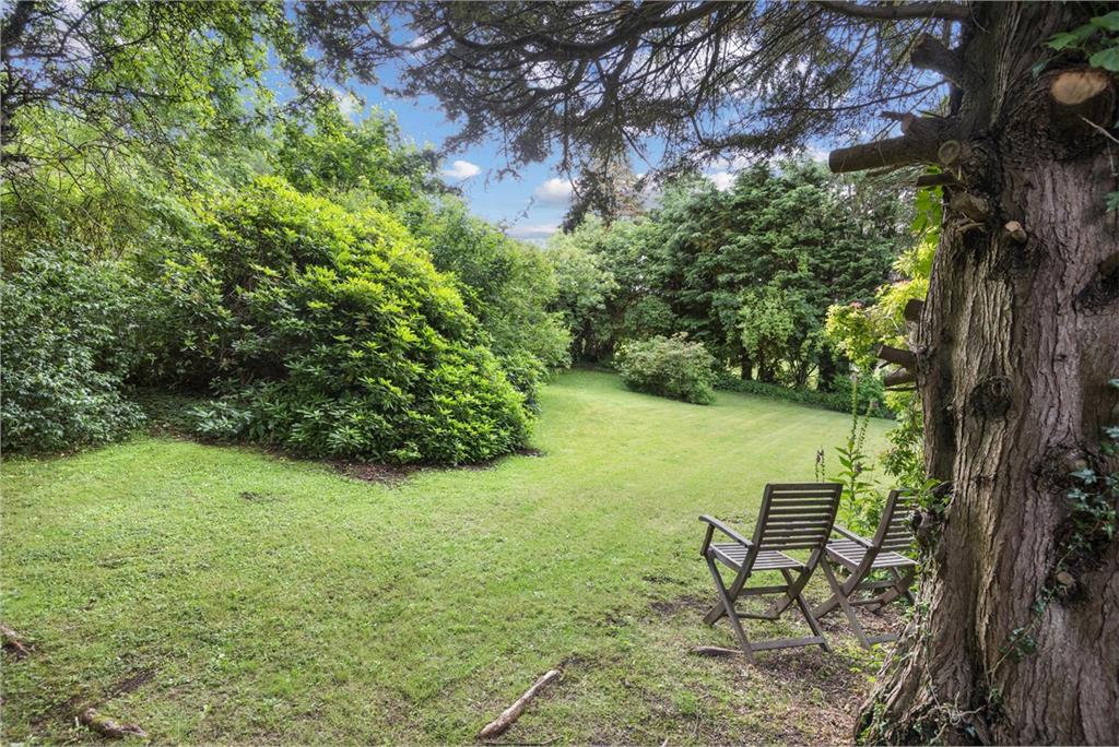 42 West Mill Road,
Edinburgh,
EH13 0NZ - image 31