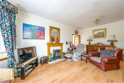 3 Whitlaw Gardens, Hawick - image 5