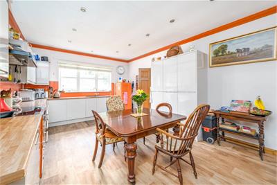 3 Whitlaw Gardens, Hawick - image 8