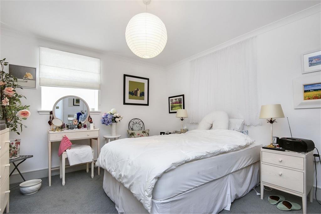 64 The Walled Gardens,
Abbey Park Avenue,
St. Andrews,
KY16 9JW - image 6