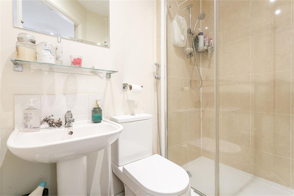 6/6
Carrick Knowe Avenue,
Edinburgh,
EH12 7BX - image 6