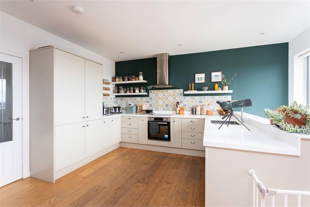 38 Kingseat Road, , Dunfermline, KY12 0DD - image 2