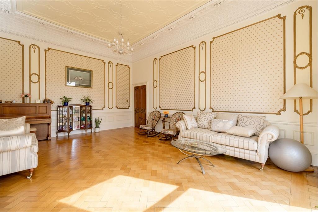28/2 Colinton Road, Edinburgh, EH10 5EQ - image 7