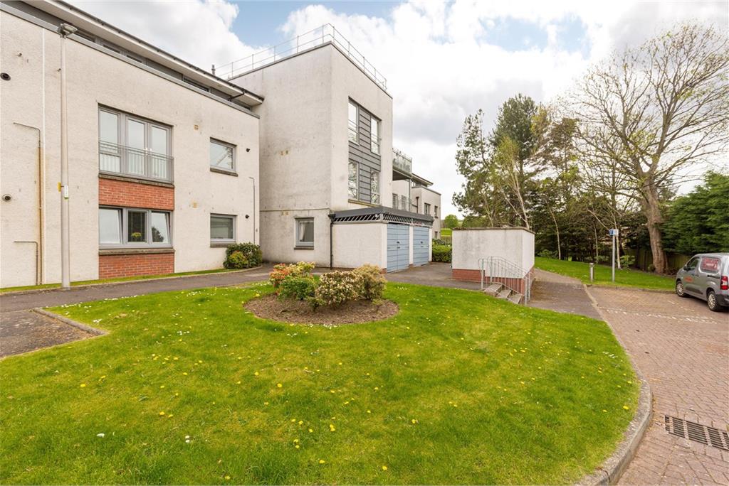 Flat 2,
6 Orrok Lane,
Edinburgh,
EH16 5HF - image 19