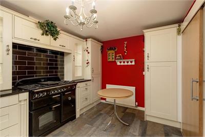 Flat 2,
6 Orrok Lane,
Edinburgh,
EH16 5HF - image 10