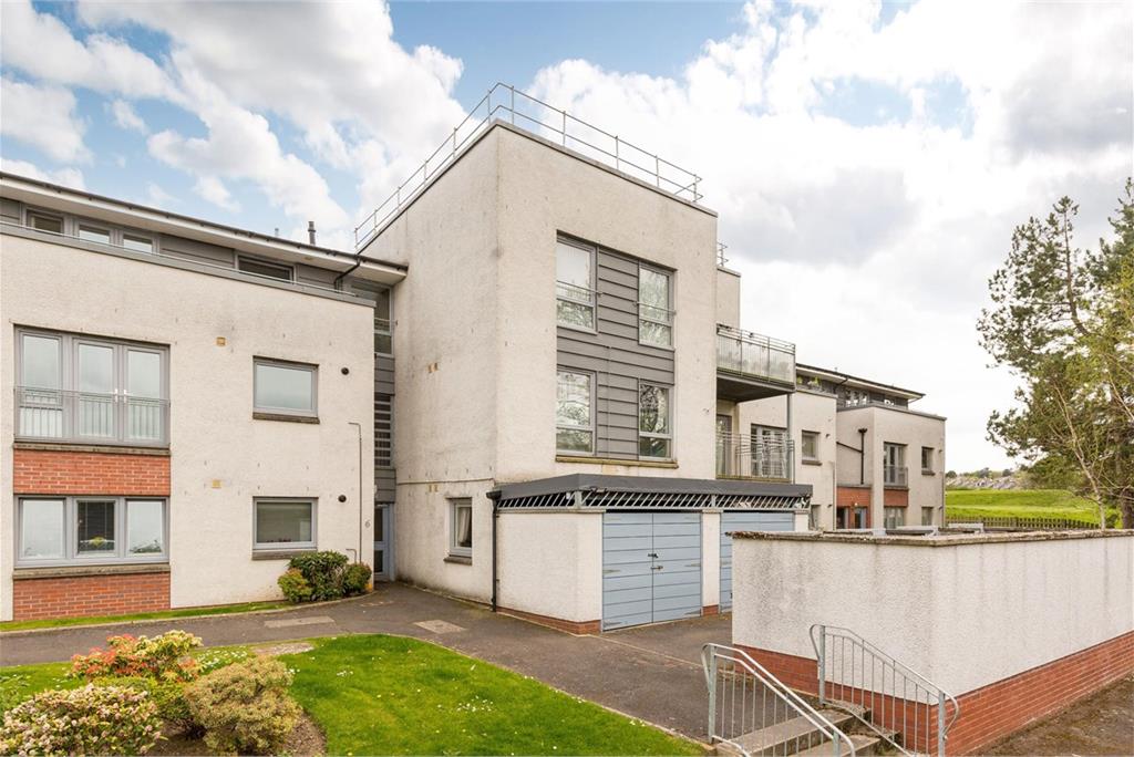 Flat 2,
6 Orrok Lane,
Edinburgh,
EH16 5HF - image 1