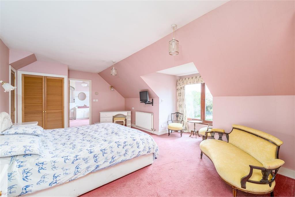 Tweedsyde House,
Shedden Park Road,
Kelso,
TD5 7PX - image 14