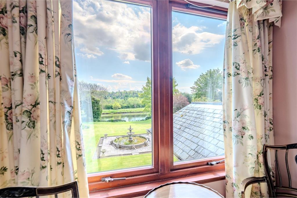 Tweedsyde House,
Shedden Park Road,
Kelso,
TD5 7PX - image 15