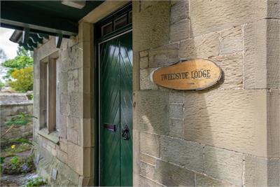 Tweedsyde House,
Shedden Park Road,
Kelso,
TD5 7PX - image 34