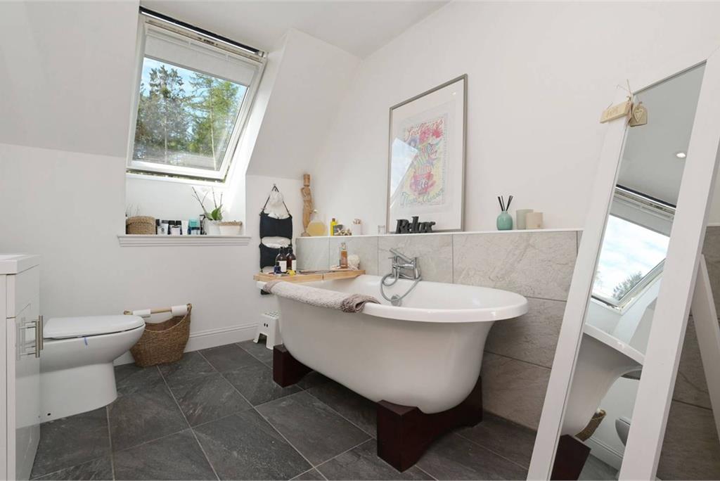 Lochay Cottage Aberfeldy Road, , FK21 8TS - image 17