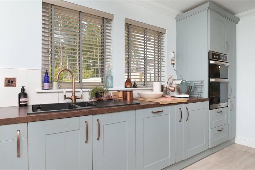 Lochay Cottage Aberfeldy Road, , FK21 8TS - image 10