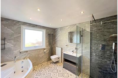 Crow Cottage,
Knockamillie Terrace,
Innellan,
Dunoon,
PA23 7SZ - image 18