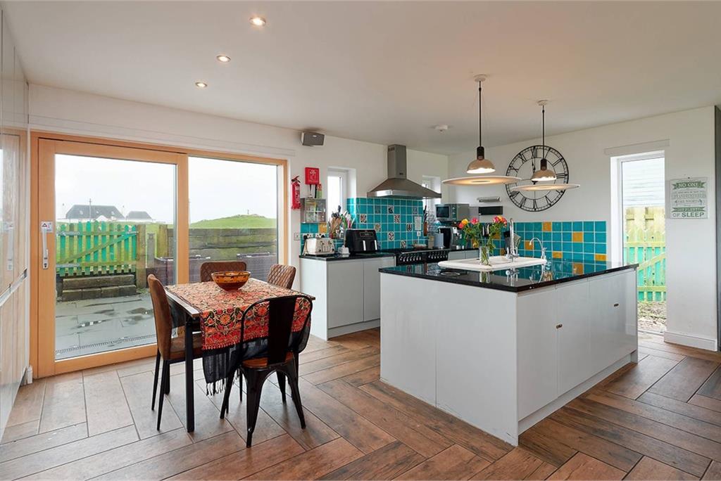 Links Cottage Scarinish, , PA77 6UH - image 6