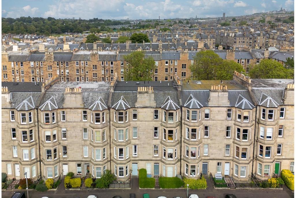 Eh4 Edinburgh, EH4 1BW | Property history | 2 Bed Flat - First Floor with 1 ...
