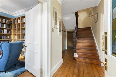 Raemartin House, Raemartin Square, West Linton, EH46 7ED - image 3