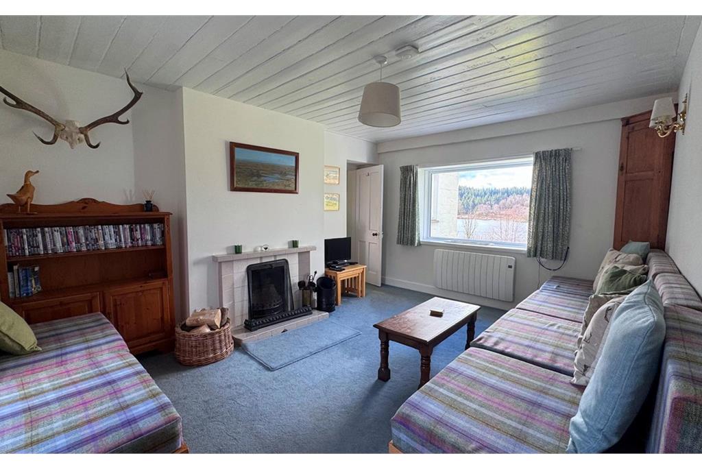 Knowehead,
Dalry,
Castle Douglas,
DG7 3TD - image 12