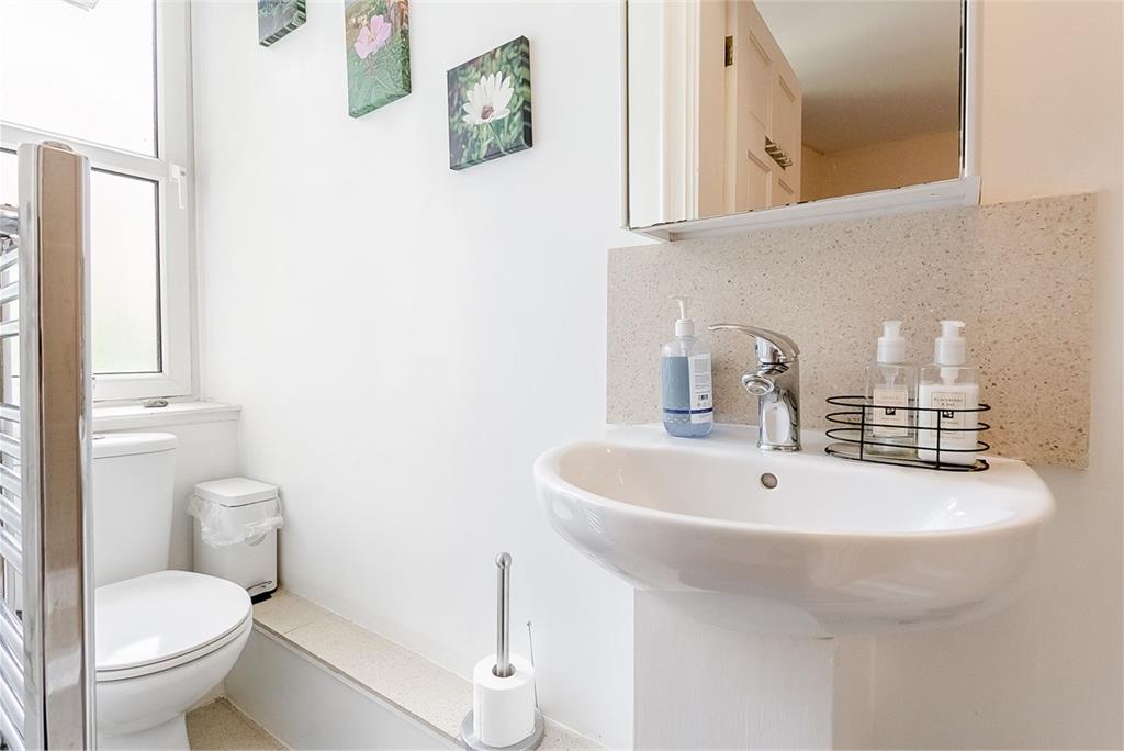 241 Dalry Road,
Edinburgh,
EH11 2JG - image 13