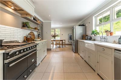 Glen Ridge, Hallpath, Langholm, DG13 0EQ - image 13