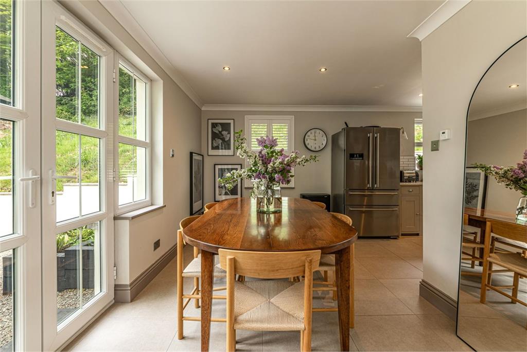 Glen Ridge, Hallpath, Langholm, DG13 0EQ - image 16
