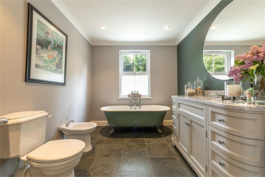 Glen Ridge, Hallpath, Langholm, DG13 0EQ - image 24