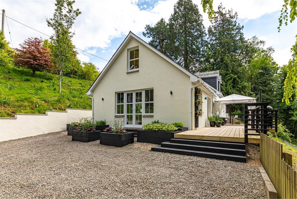 Glen Ridge, Hallpath, Langholm, DG13 0EQ - image 4