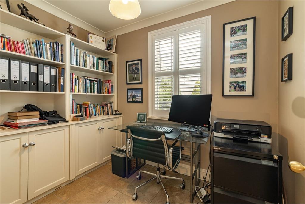 Glen Ridge, Hallpath, Langholm, DG13 0EQ - image 10