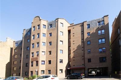 Flat 2,John Ker Court 42 Polwarth Gardens, Edinburgh, EH11 1LN - image 1