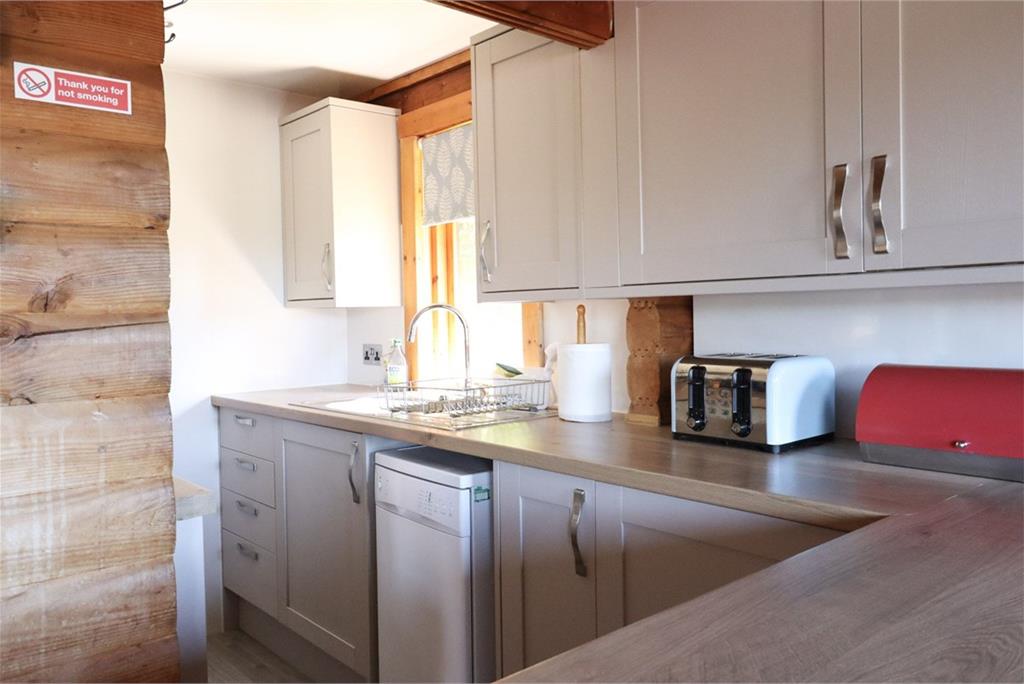 13 Barend,
Sandyhills,
Dalbeattie,
DG5 4NU - image 6
