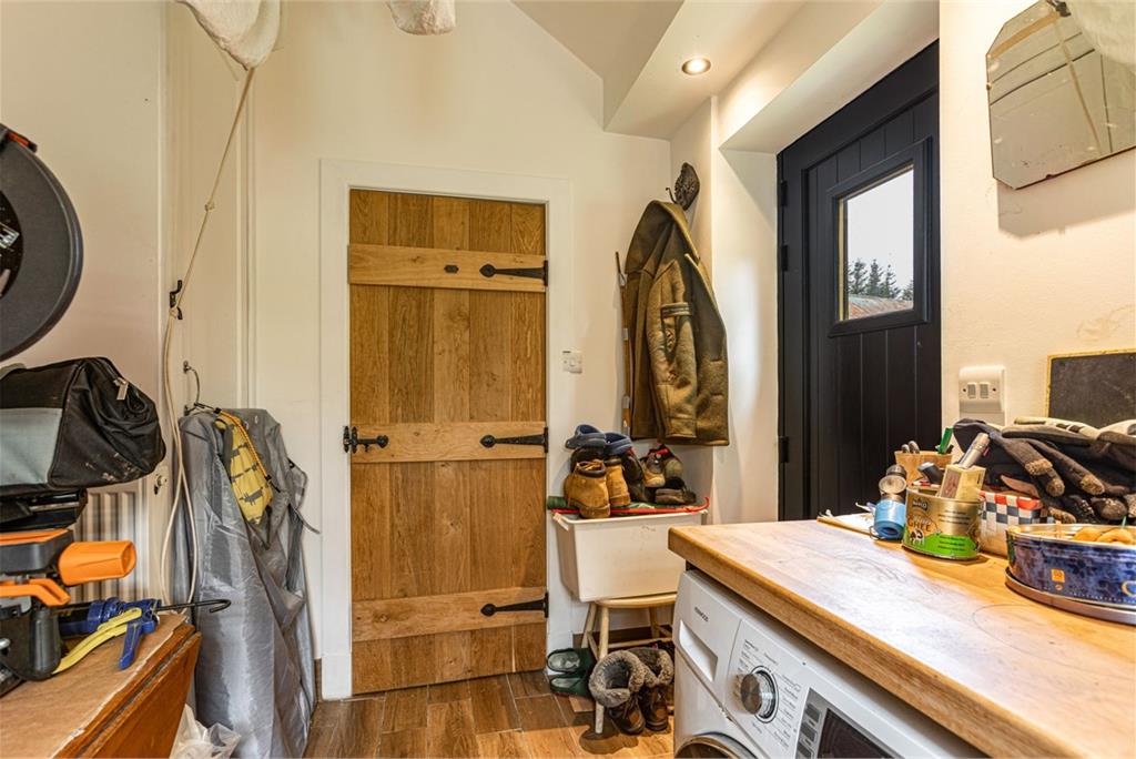 Gair House, Ettrick Valley, Selkirk, TD7 5HZ - image 19