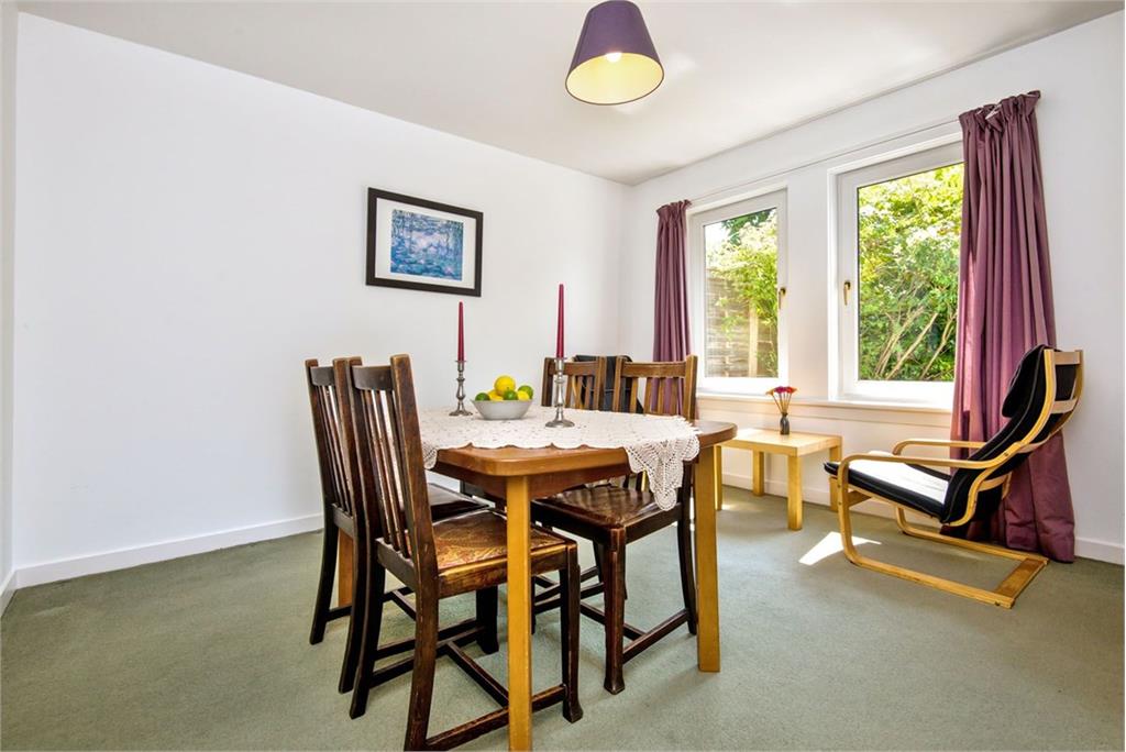 37 Learmonth Place,
St. Andrews,
KY16 8XF - image 3