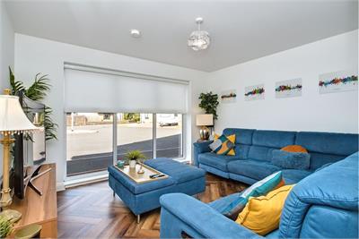 5 Alice Hamilton Way, West Linton, EH46 7JN - image 6
