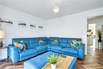 5 Alice Hamilton Way, West Linton, EH46 7JN - image 7