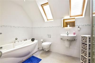 Orchard,
King Street,
Freuchie,
Cupar,
KY15 7HA - image 12