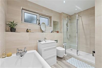 28b Ochlochy Park,
Dunblane,
FK15 0DX - image 19
