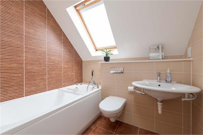 28b Ochlochy Park,
Dunblane,
FK15 0DX - image 27