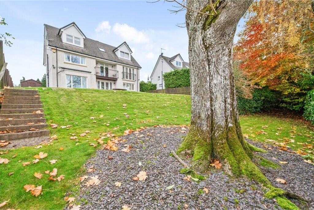 28b Ochlochy Park,
Dunblane,
FK15 0DX - image 31