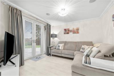 28b Ochlochy Park,
Dunblane,
FK15 0DX - image 7