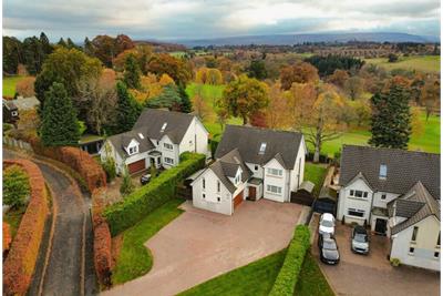 28b Ochlochy Park,
Dunblane,
FK15 0DX - image 1